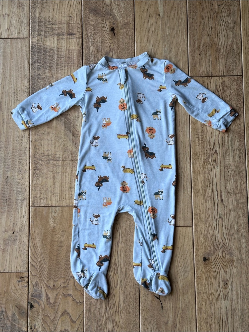 Milkberry Bamboo Halloween Dogs Zippy Footie size 3-6 Months